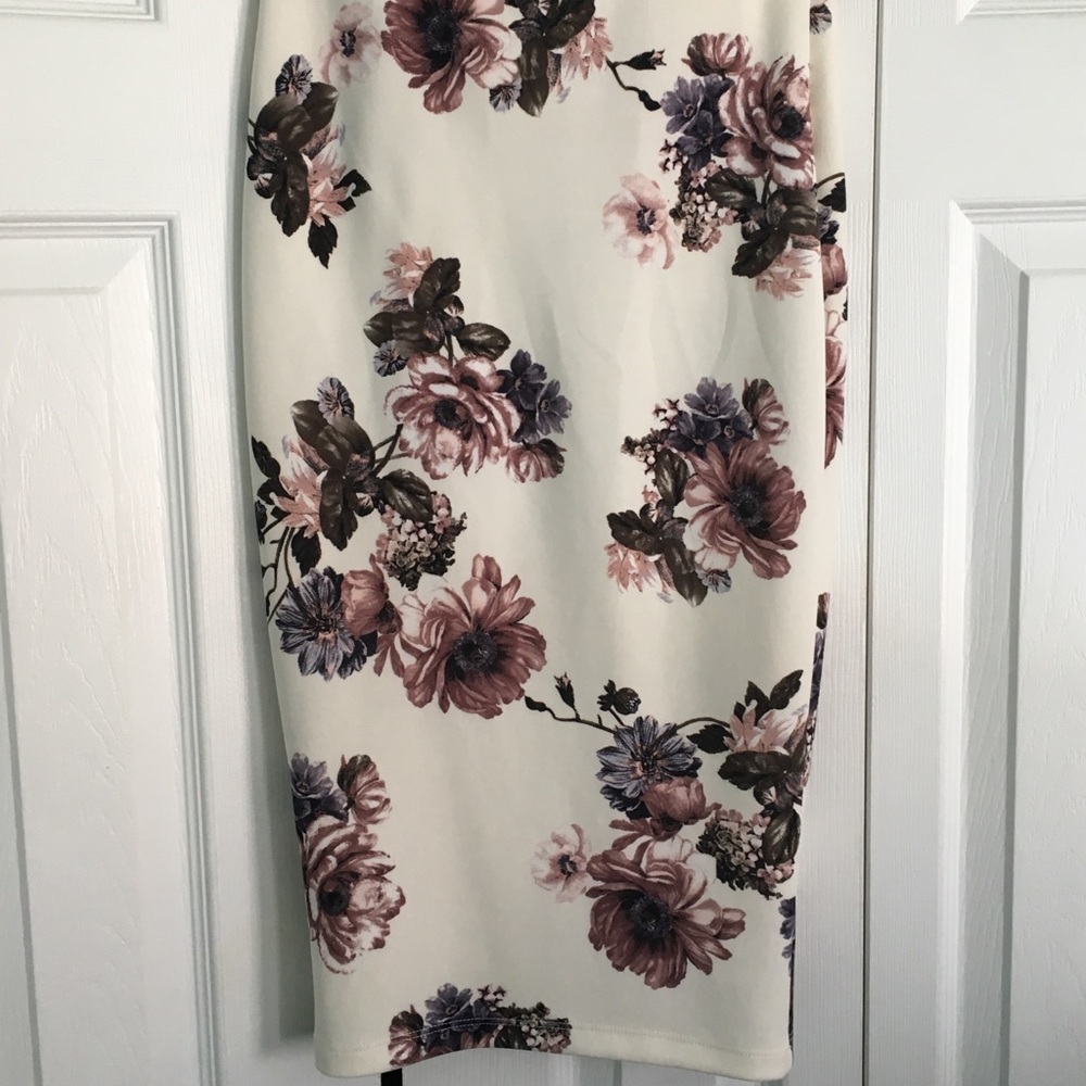 Knee length pencil skirt